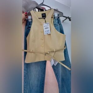 Zara Women's Yellow vest with Belt
